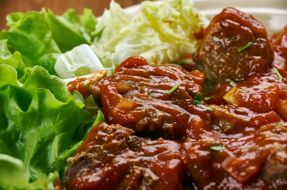 Best Local Dishes And Restaurants